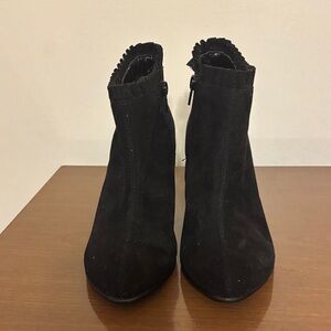 AEROSOLES Black Ankle Booties